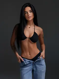 Sasha escort in Istanbul